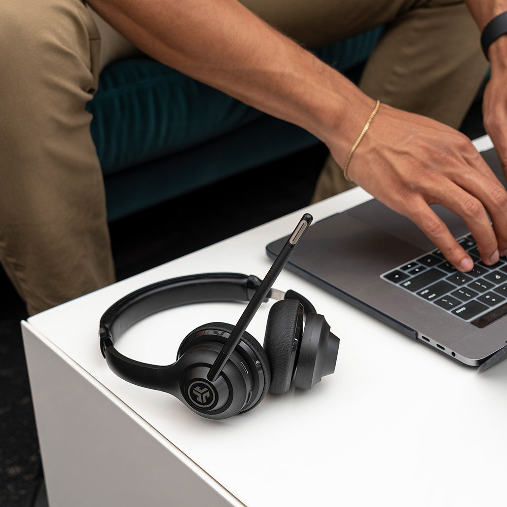 GO Work Wireless On-Ear Headset Black - Image 4