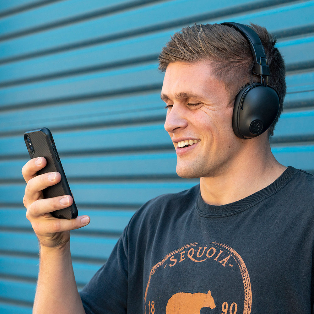 Studio Pro Wireless Over-Ear Headphones Black - Image 6