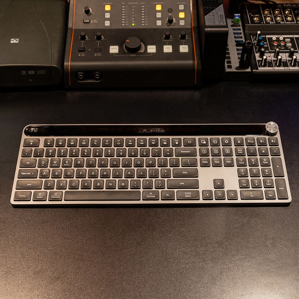 Epic Wireless Keyboard Black - Image 3