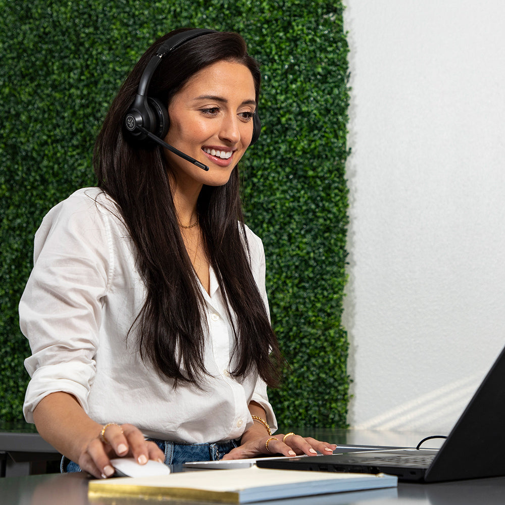 GO Work Wireless On-Ear Headset Black - Image 2