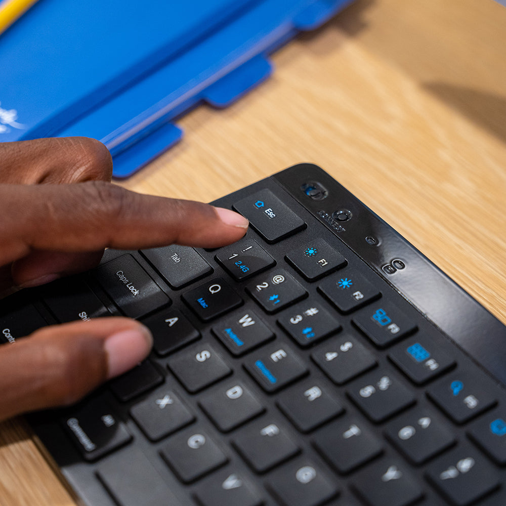 JBuds Wireless Keyboard Black - Image 8