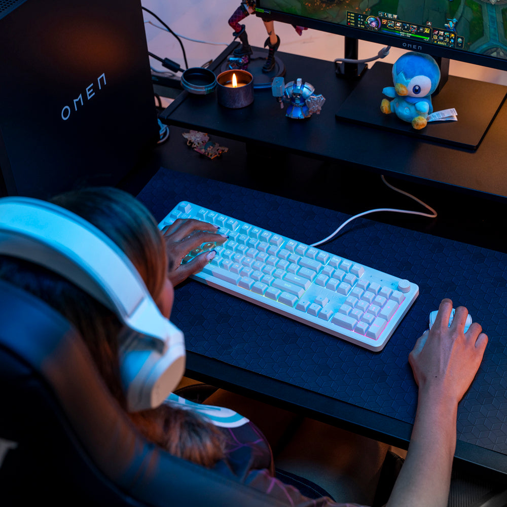 Nightfall Full-Size Wired Gaming Keyboard White - Image 2